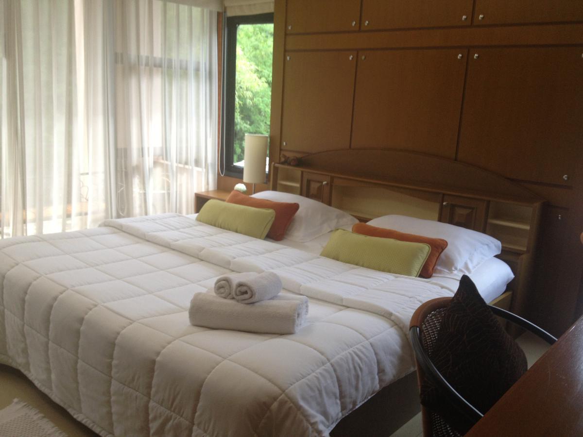 Ruankeaw Homestay Nai Harn Exterior photo