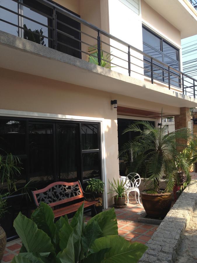 Ruankeaw Homestay Nai Harn Exterior photo