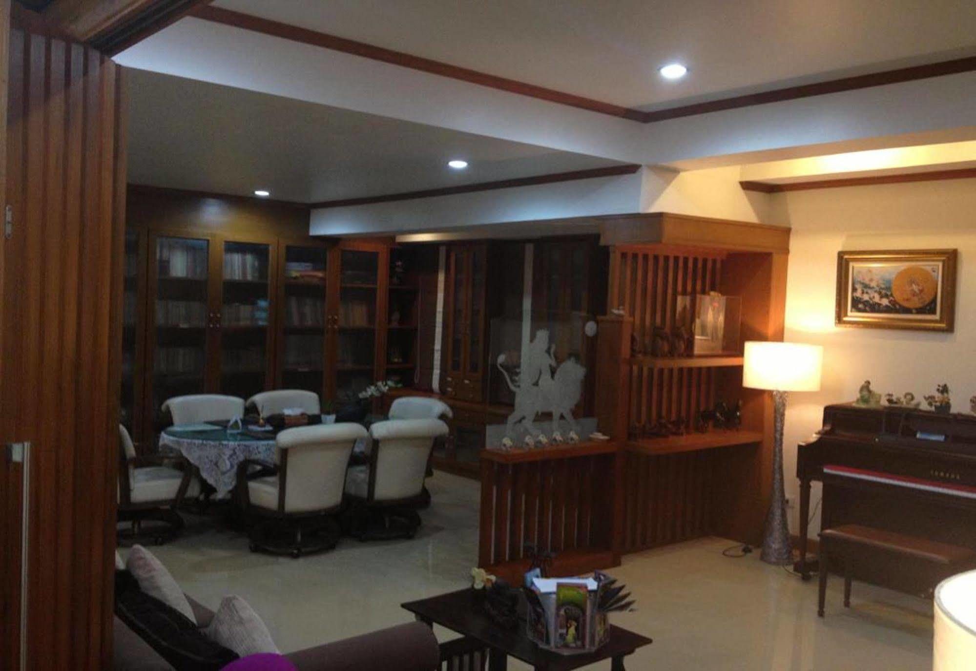 Ruankeaw Homestay Nai Harn Exterior photo