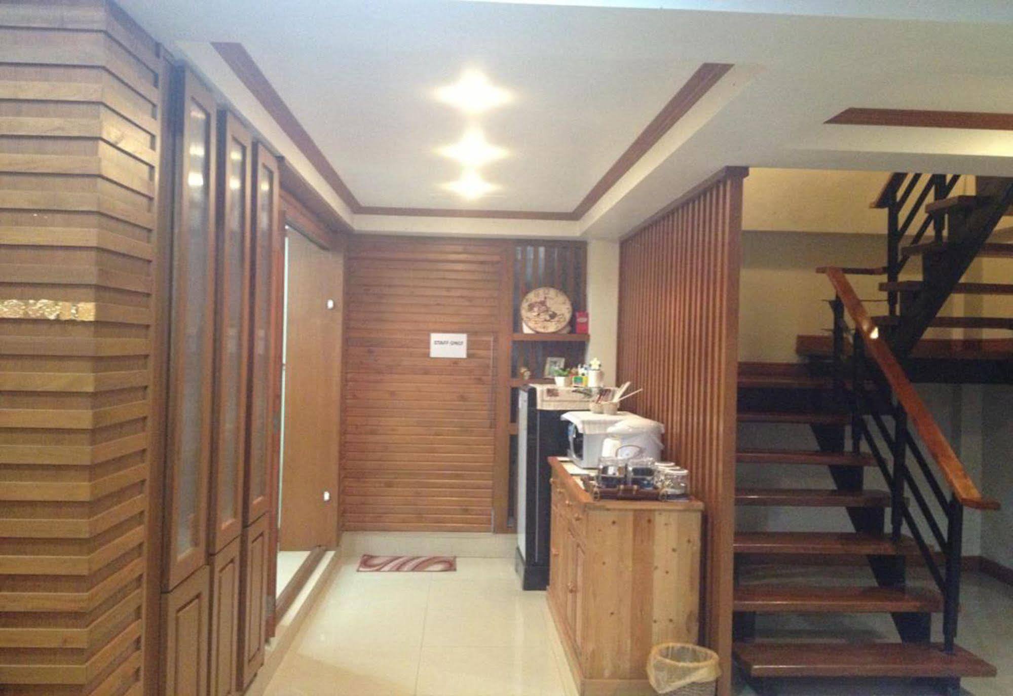 Ruankeaw Homestay Nai Harn Exterior photo