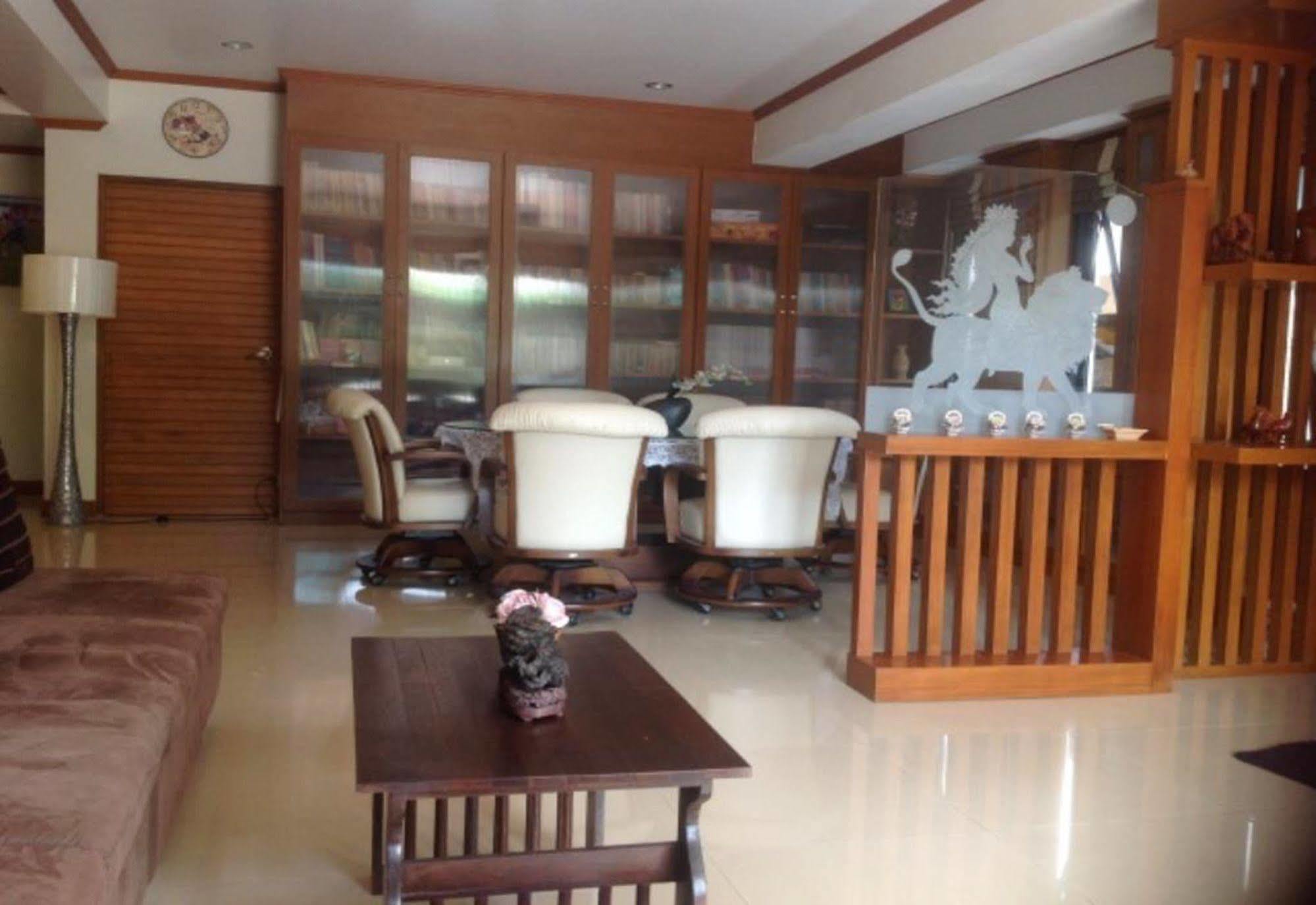 Ruankeaw Homestay Nai Harn Exterior photo